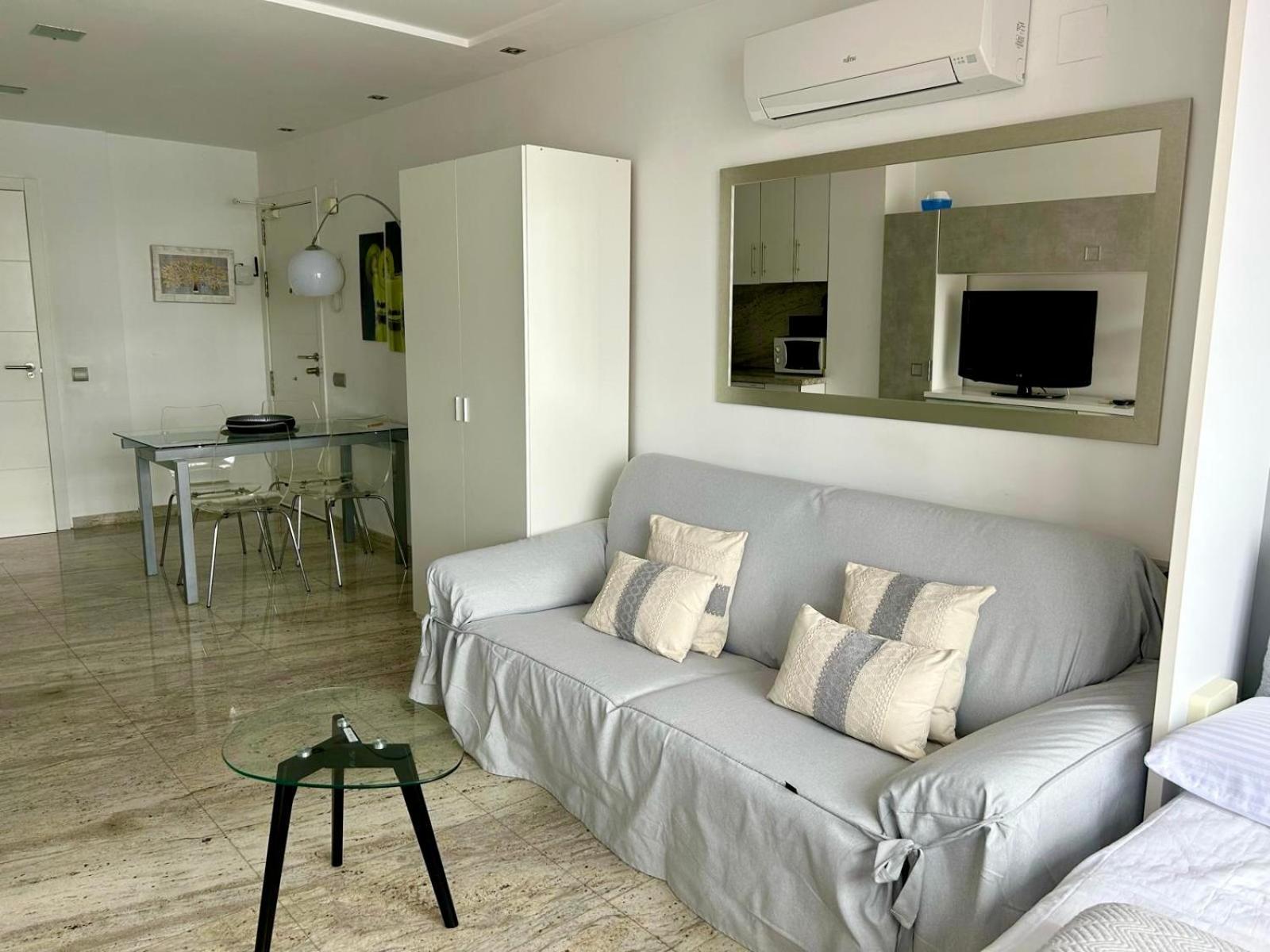 Estudios Horizonte Beach Calp Exterior foto